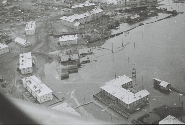 Naryan-Mar, Улица Смидовича, 35А; Улица Авиаторов, 3; Улица Авиаторов, 5; Улица Авиаторов, 2; Улица Авиаторов, 6; Улица Авиаторов, 8; Улица Ленина, 3; Улица Ленина, 4; Улица Авиаторов, 7. Naryan-Mar — Miscellanous photos