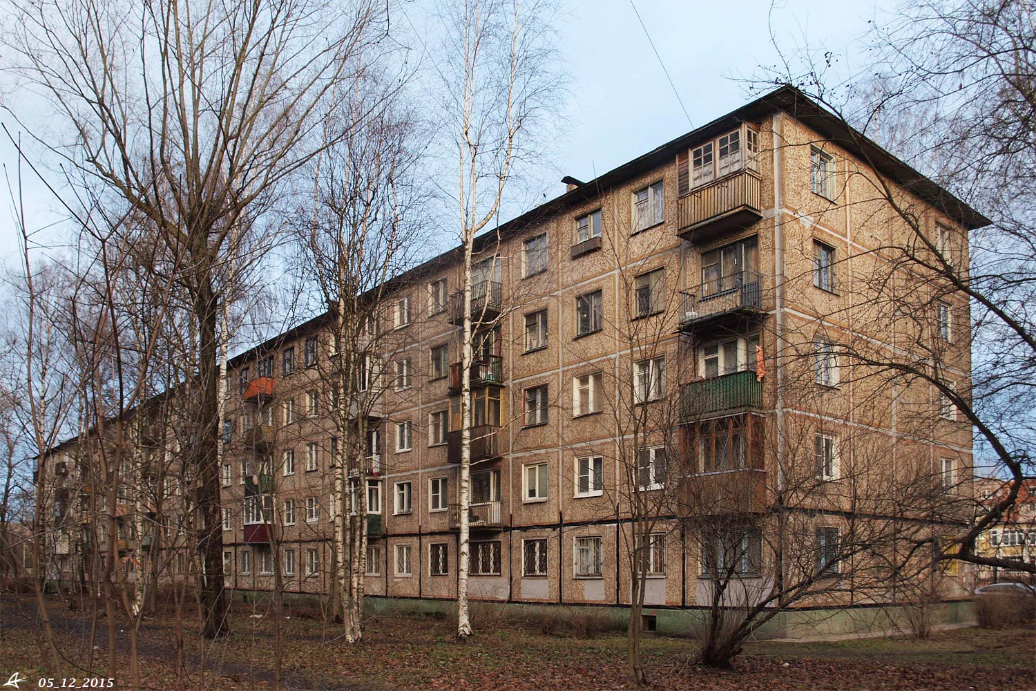 Petersburg, Шоссе Революции, 33 корп. 3