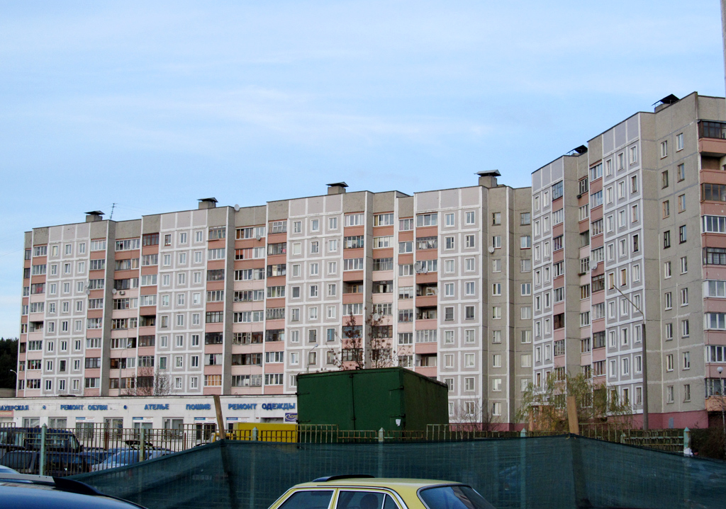 Минск, Улица Гинтовта, 32; Ложинская улица, 21
