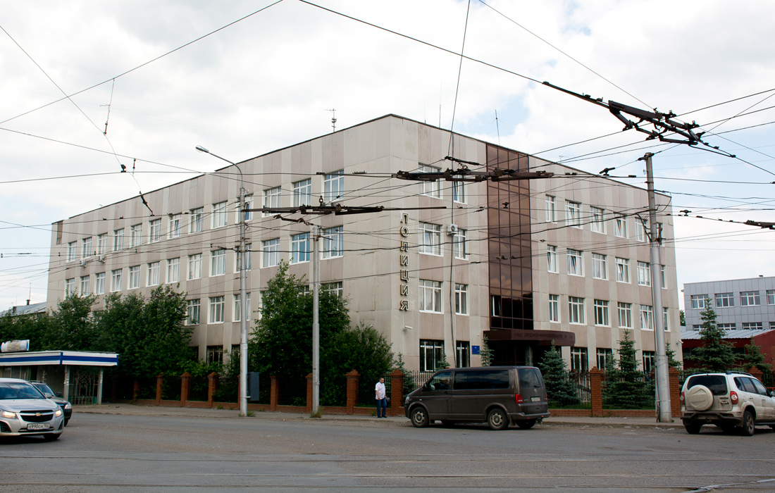 Уфа, Улица Ульяновых, 54 / Улица Максима Горького, 79