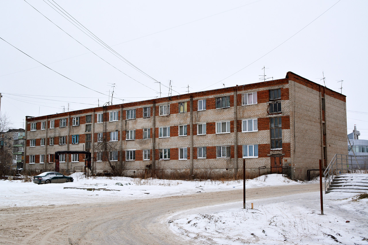 Perm, Шоссе Космонавтов, 330
