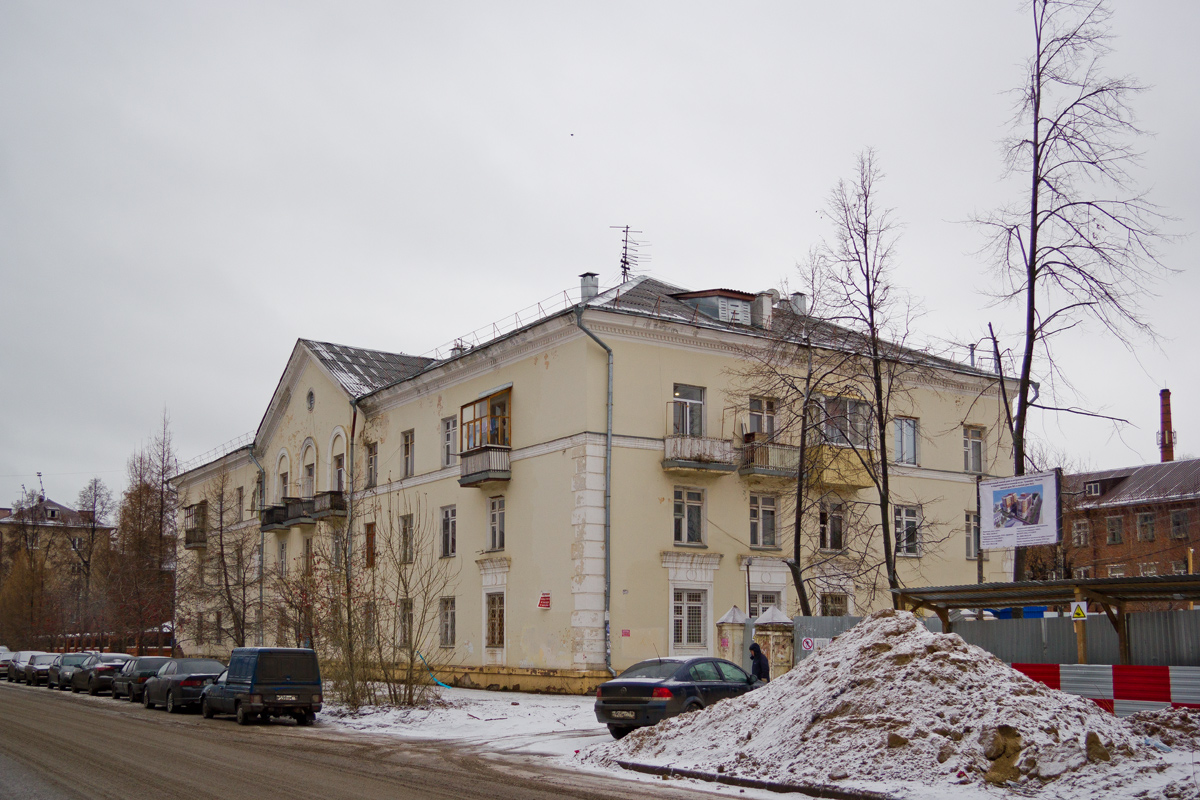 Casáin, Улица Тунакова, 43