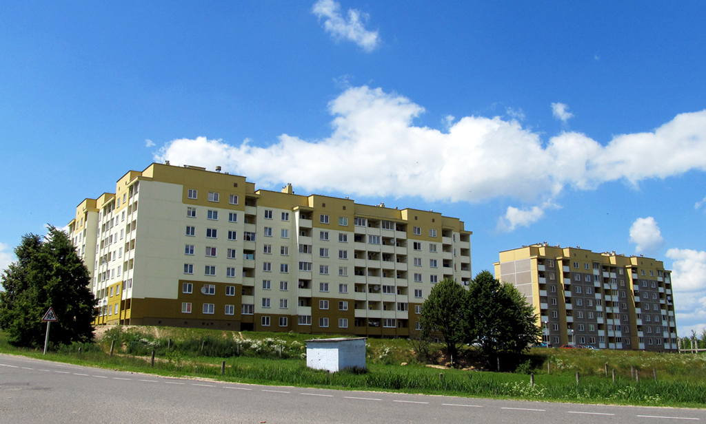Большая Берестовица, Стародворецкая улица, 7; Стародворецкая улица, 5