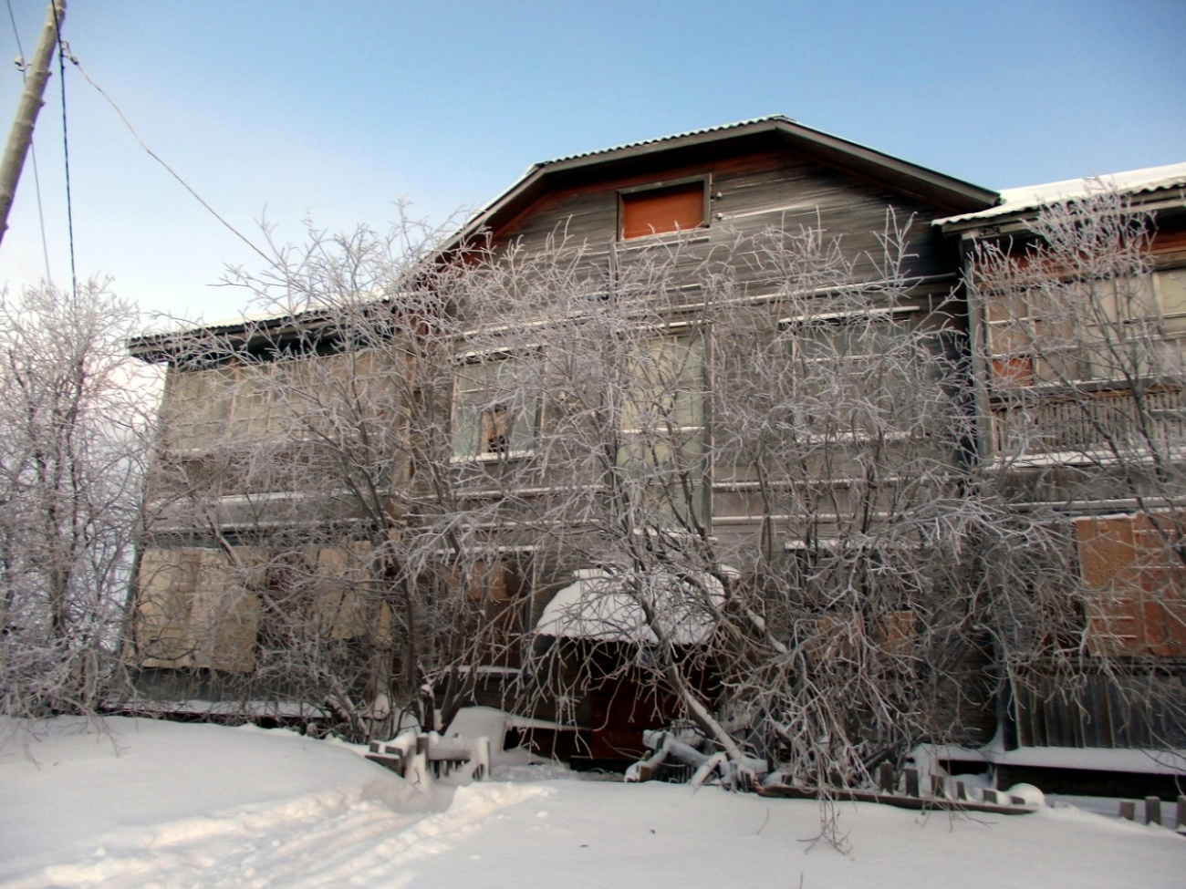 Naryan-Mar, Комсомольская улица, 4