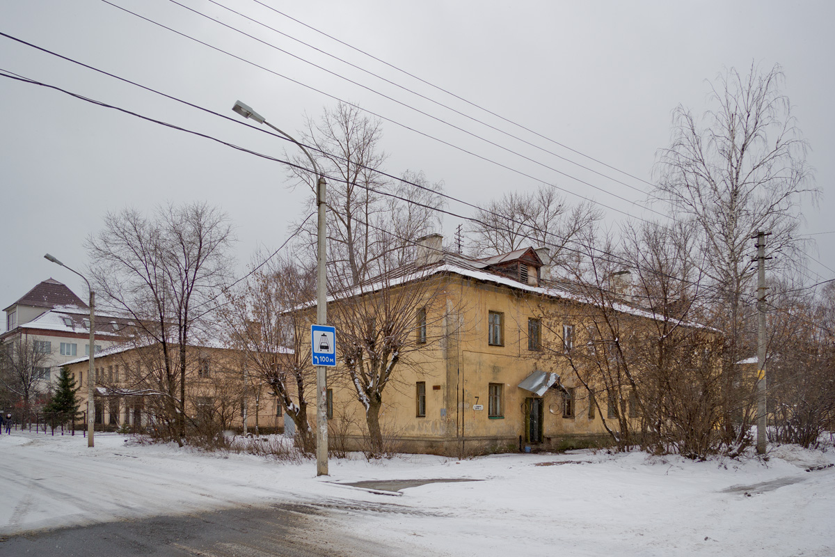Казань, Улица Телецентра, 7; Маршрутная улица, 10 / Улица 40 лет Октября, 8