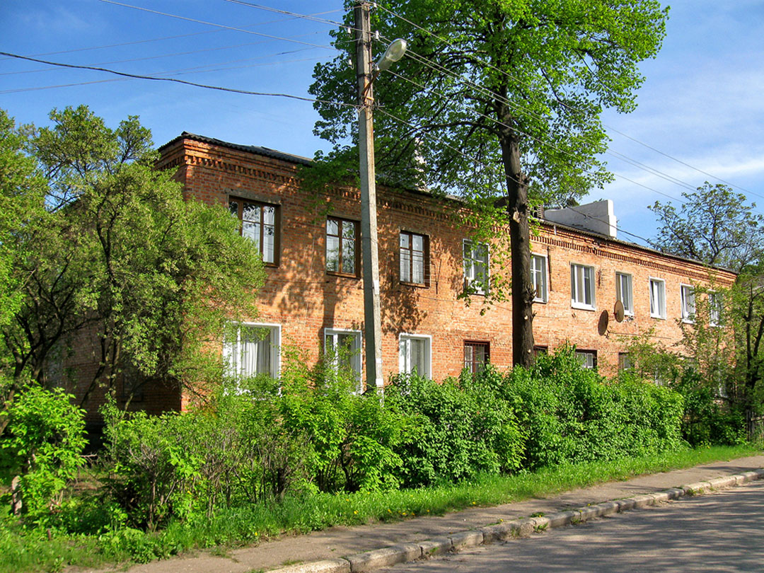 Харьков, Улица Фисановича, 18 / Адыгейский переулок, 1