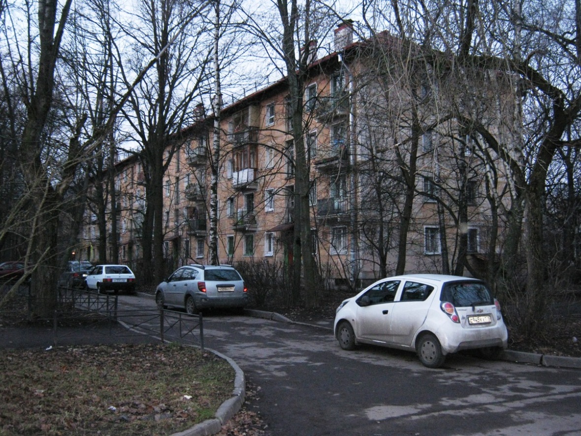 Санкт-Петербург, Улица Танкиста Хрустицкого, 98
