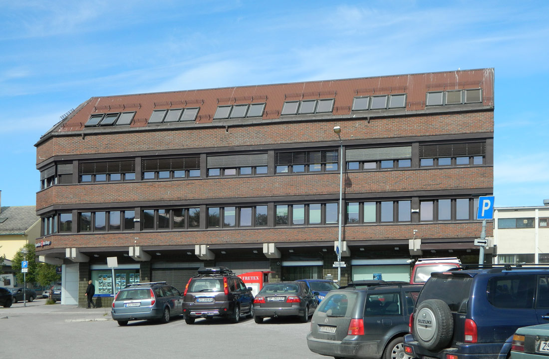 Киркенес, Rådhusgata, 8