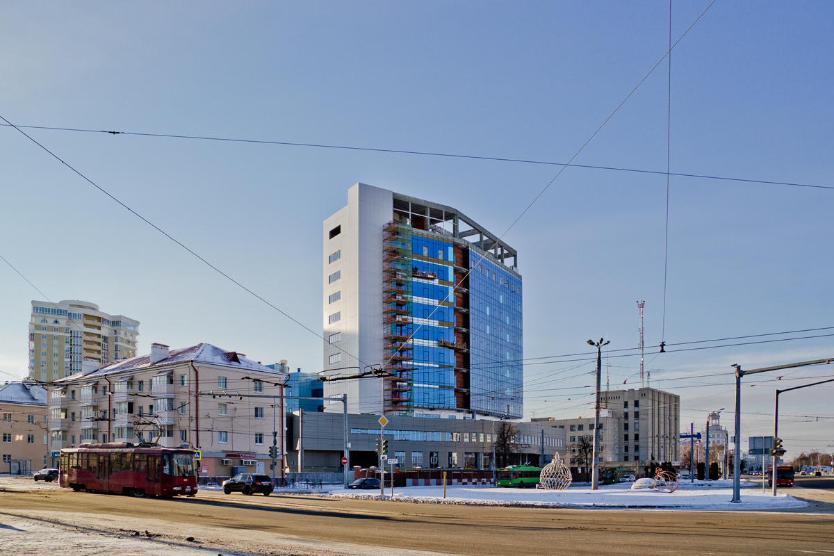 Казань, Гвардейская улица, 2 / Улица Патриса Лумумбы, 22; Улица Патриса Лумумбы, 20; Улица Патриса Лумумбы, 4