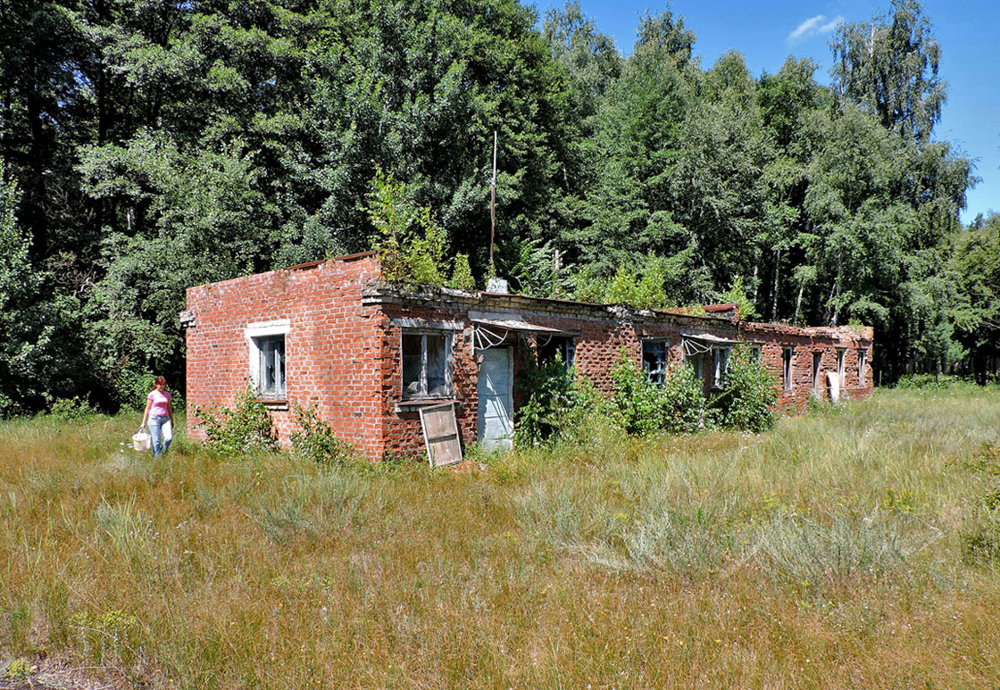 Змиевской район, прочие н.п., с. Тимченки, Пионерская улица, ? Змиевской район, прочие н.п., с. Тимченки, Пионерская улица, ?