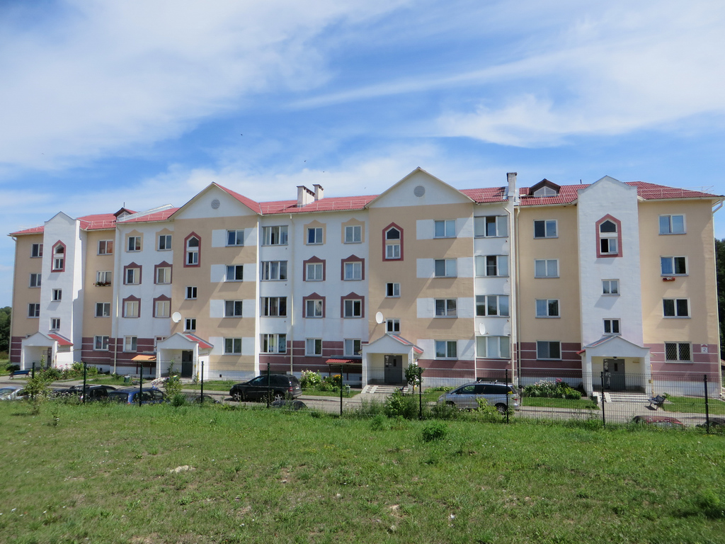 Атолино, Молодежная улица, 2