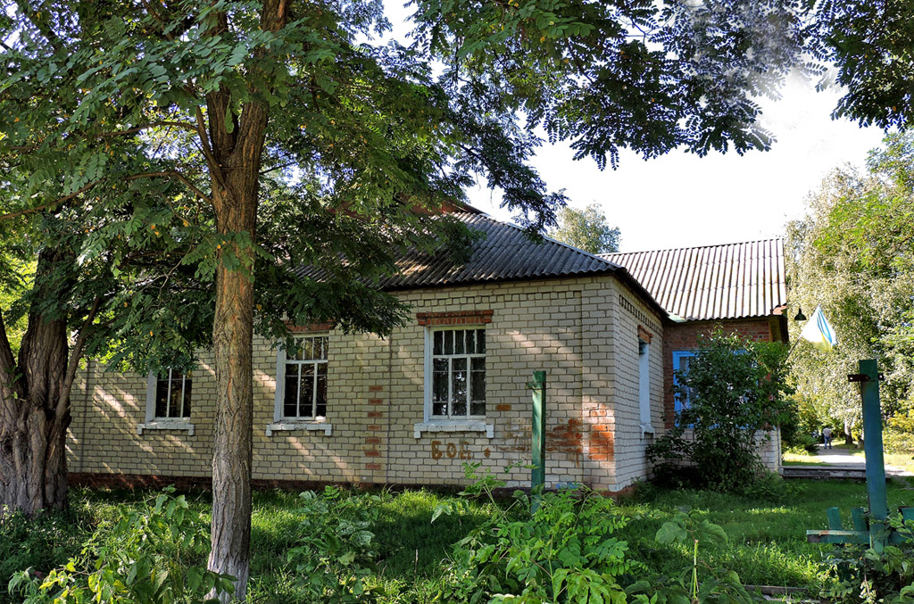 Змиевской район, прочие н.п., с. Тимченки, Улица Мира, 21Б