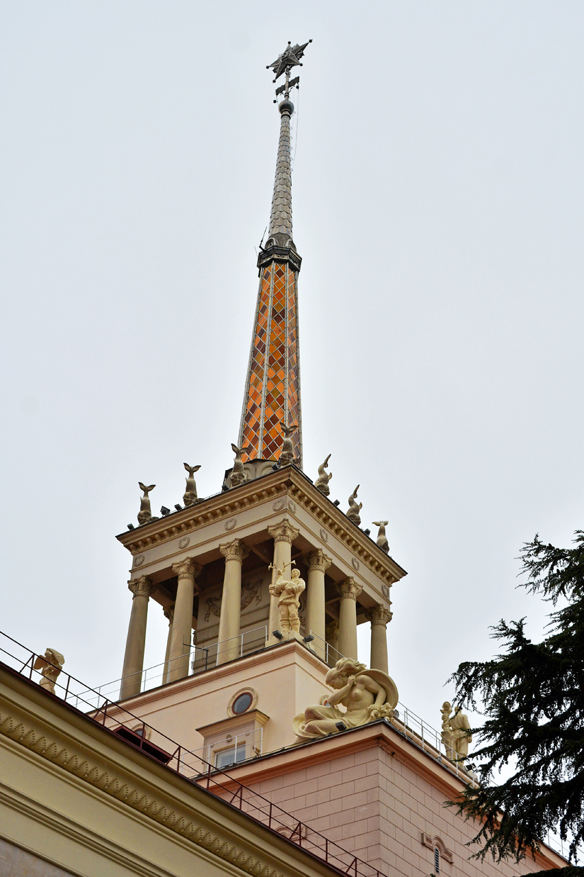 Сочи, Улица Войкова, 1