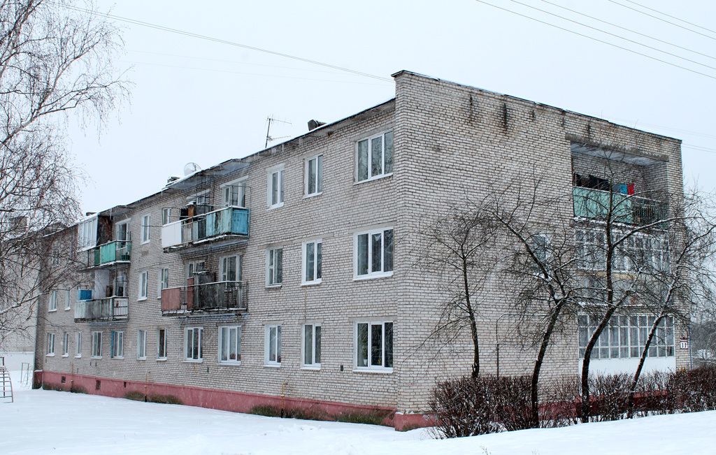 Мядель, Комсомольская улица, 11