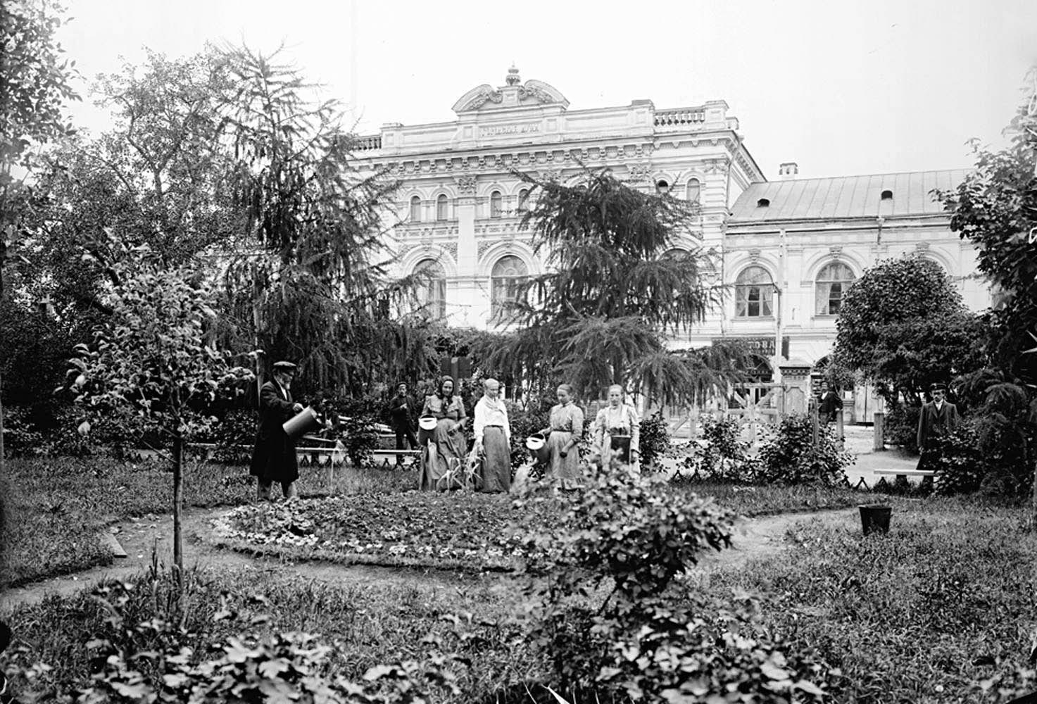 Тверь, Советская улица, 16