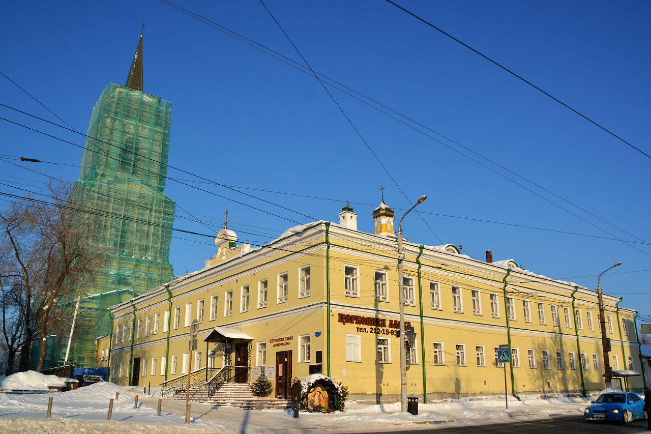 Пермь, Комсомольский проспект, 4; Комсомольский проспект, 6