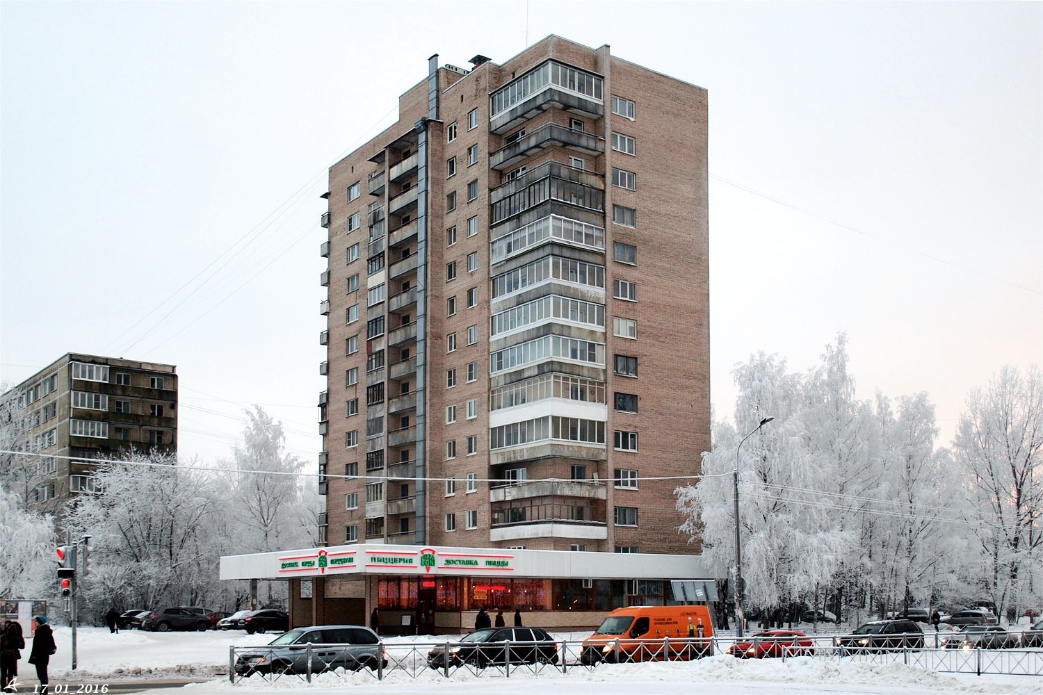 Санкт-Петербург, Улица Крыленко, 39 / Проспект Большевиков, 29