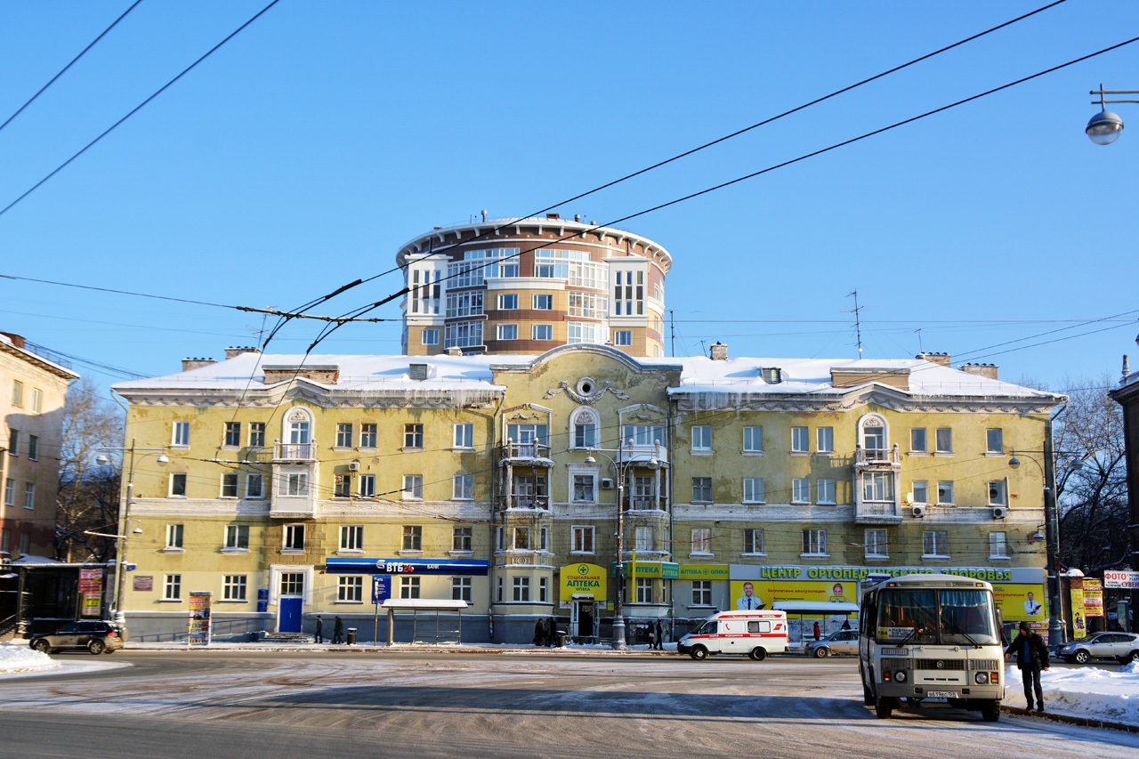 Пермь, Комсомольский проспект, 70; Комсомольский проспект, 70А