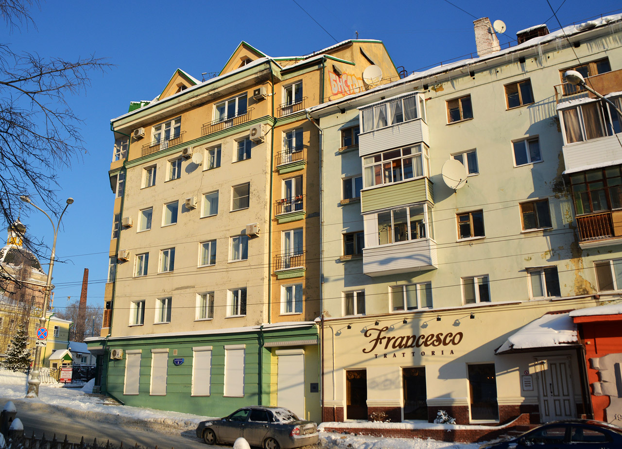 Пермь, Комсомольский проспект, 8; Комсомольский проспект, 10
