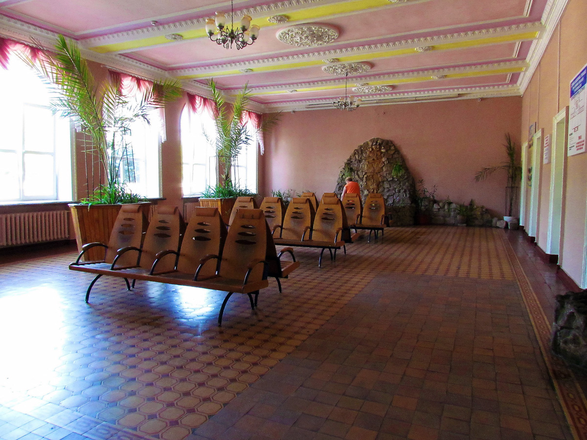 Артёмовск, Улица Космонавтов, 4