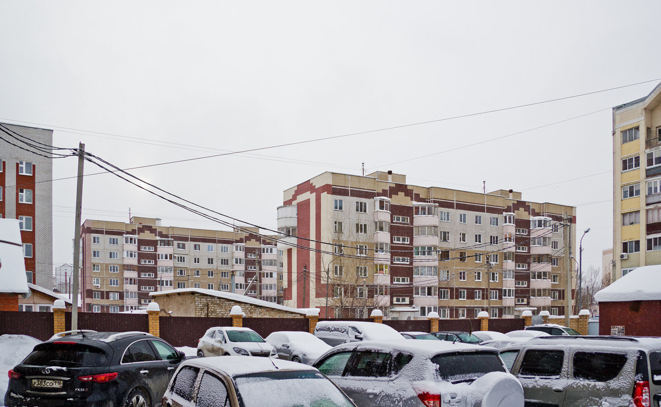 Казань, Улица Дуслык, 4; Улица Туганлык, 1