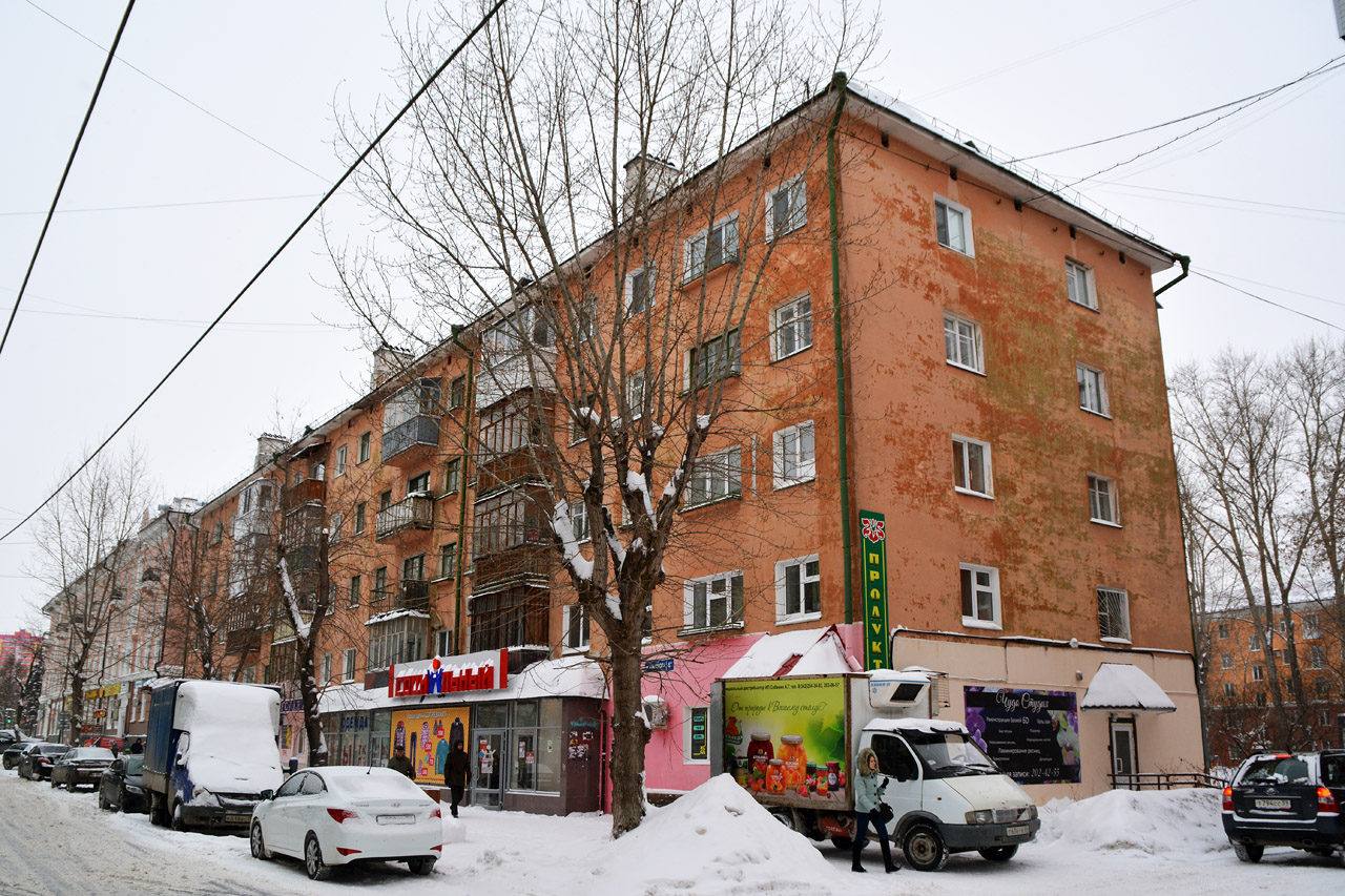 Perm, Улица Хохрякова, 6А