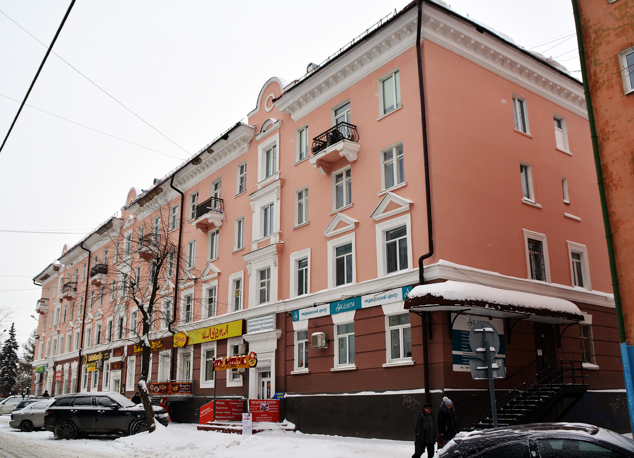 Пермь, Улица Хохрякова, 8