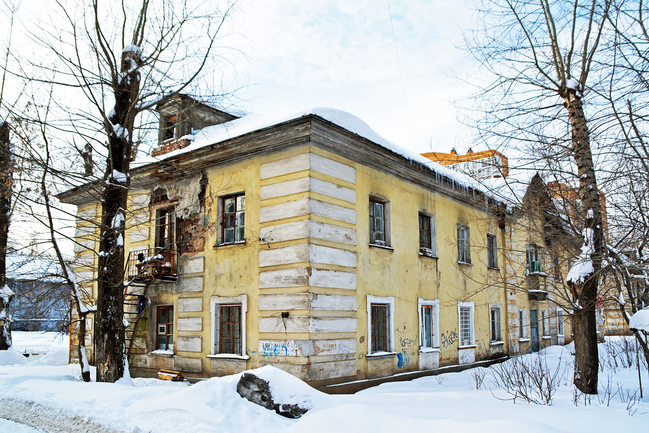 Пермь, Улица Василия Соломина, 10