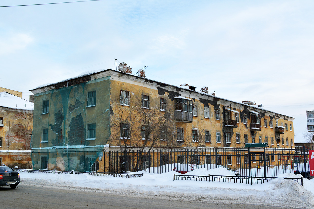 Пермь, Улица КИМ, 47 / Улица Циолковского, 21