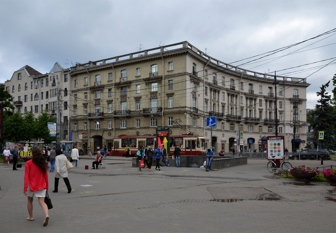 Санкт-Петербург, Каменноостровский проспект, 2