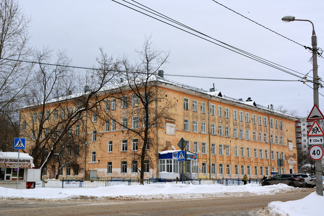 Пермь, Улица Адмирала Ушакова, 24