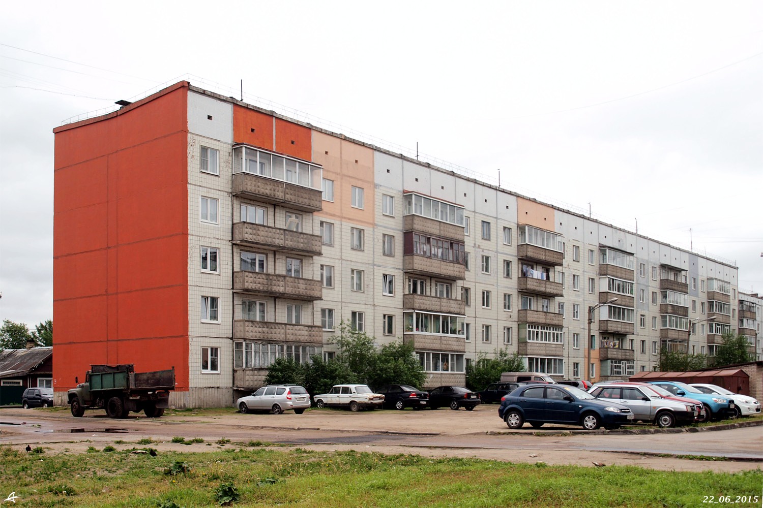 Лодейное Поле, Улица Володарского, 28 корп. 1