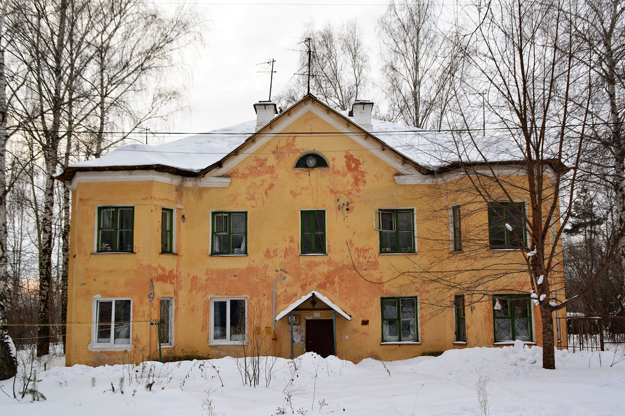 Perm, Улица Кочегаров, 49
