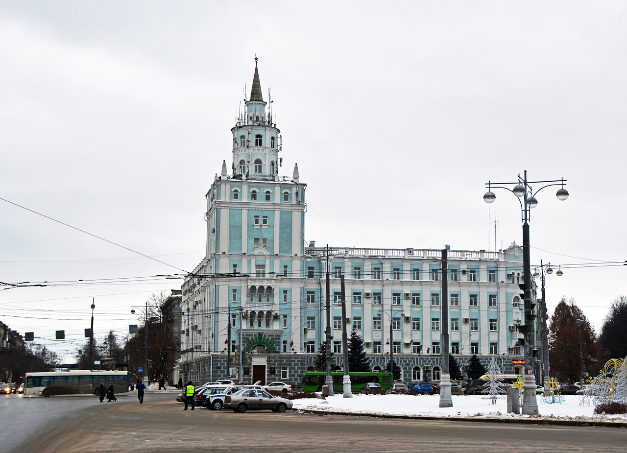 Пермь, Улица Белинского, 46 / Комсомольский проспект, 74 / Улица Героев Хасана, 2