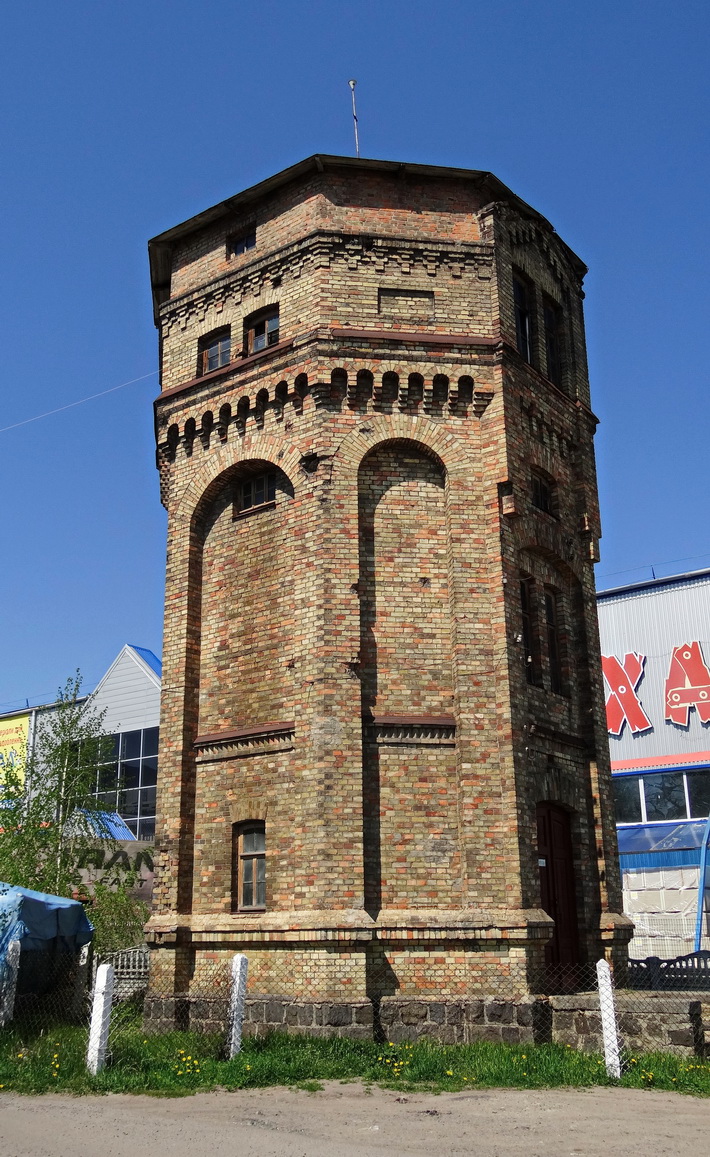 Ровно, Белая улица, 16Д*