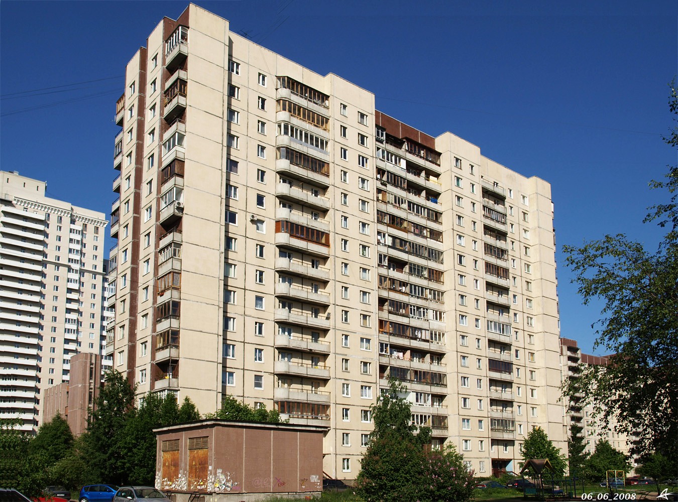 Санкт-Петербург, Комендантский проспект, 19 корп. 3