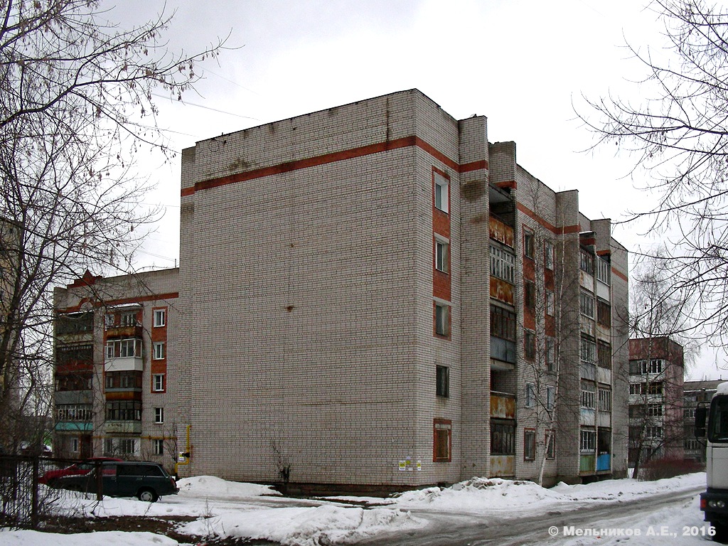 Иваново, Улица 10 Августа, 20А / Улица Лакина, 13