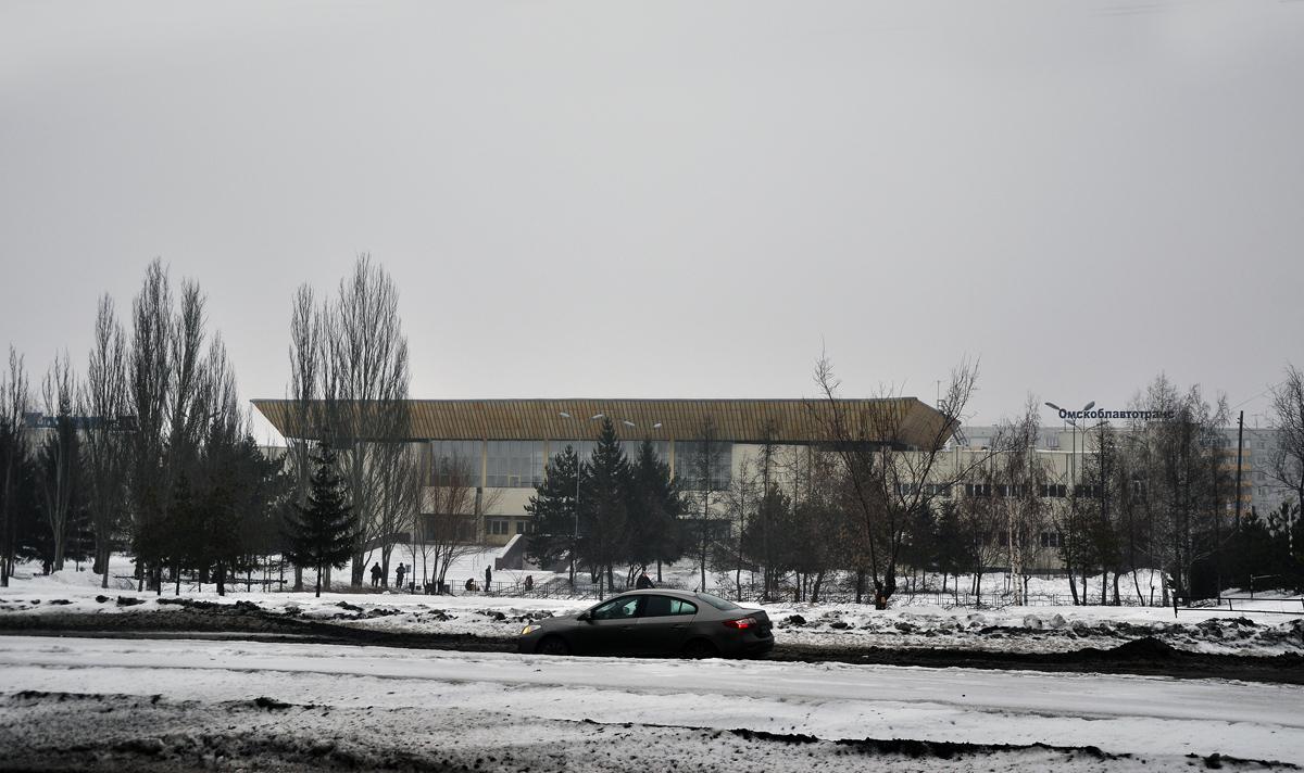Омск, Проспект Комарова, 2