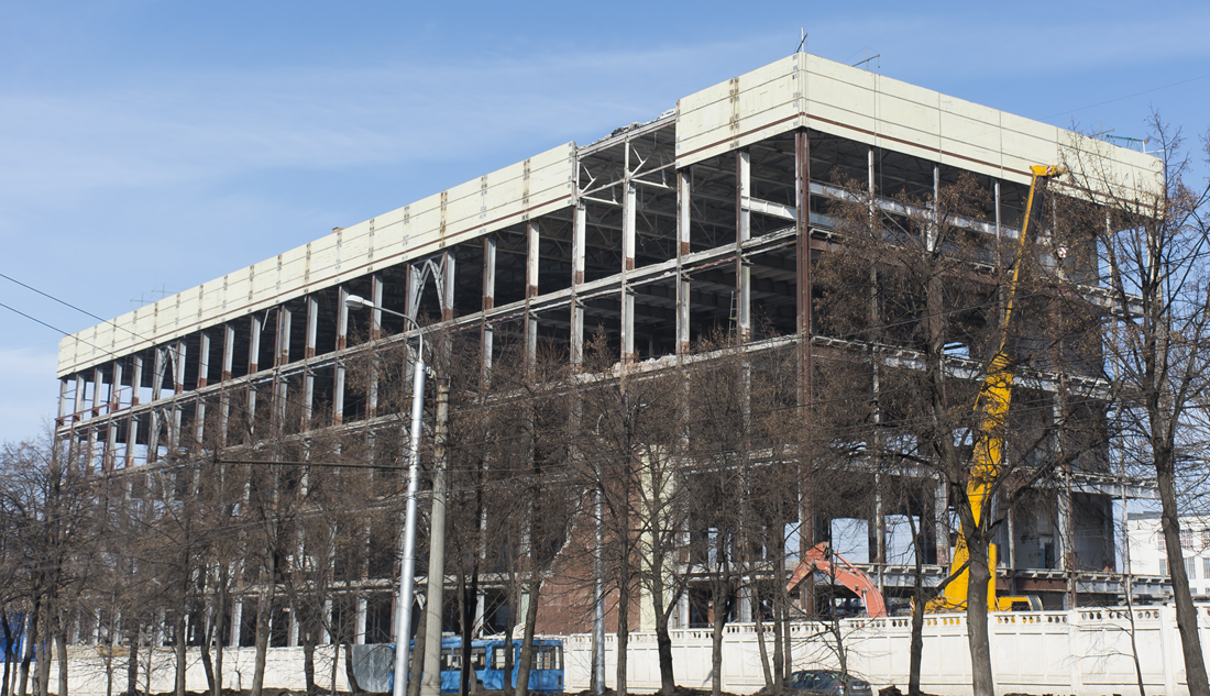 Уфа, Бульвар Ибрагимова, 59 / Улица Пархоменко, 156