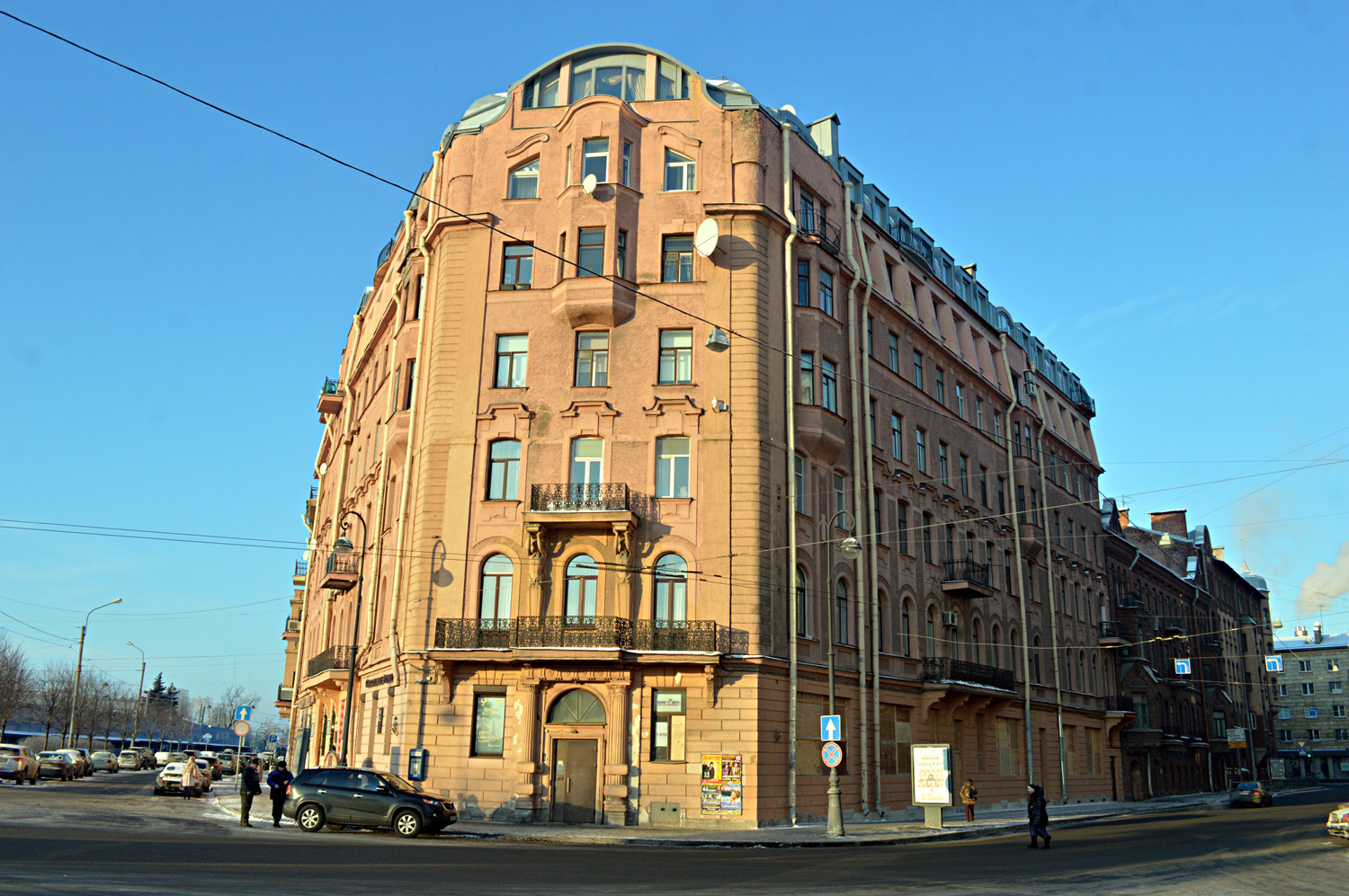 Санкт-Петербург, Мытнинская набережная, 7 / Зоологический переулок, 5