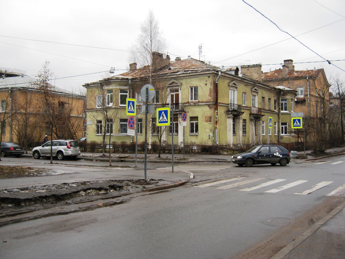 Санкт-Петербург, Оборонная улица, 21 / Улица Губина, 22