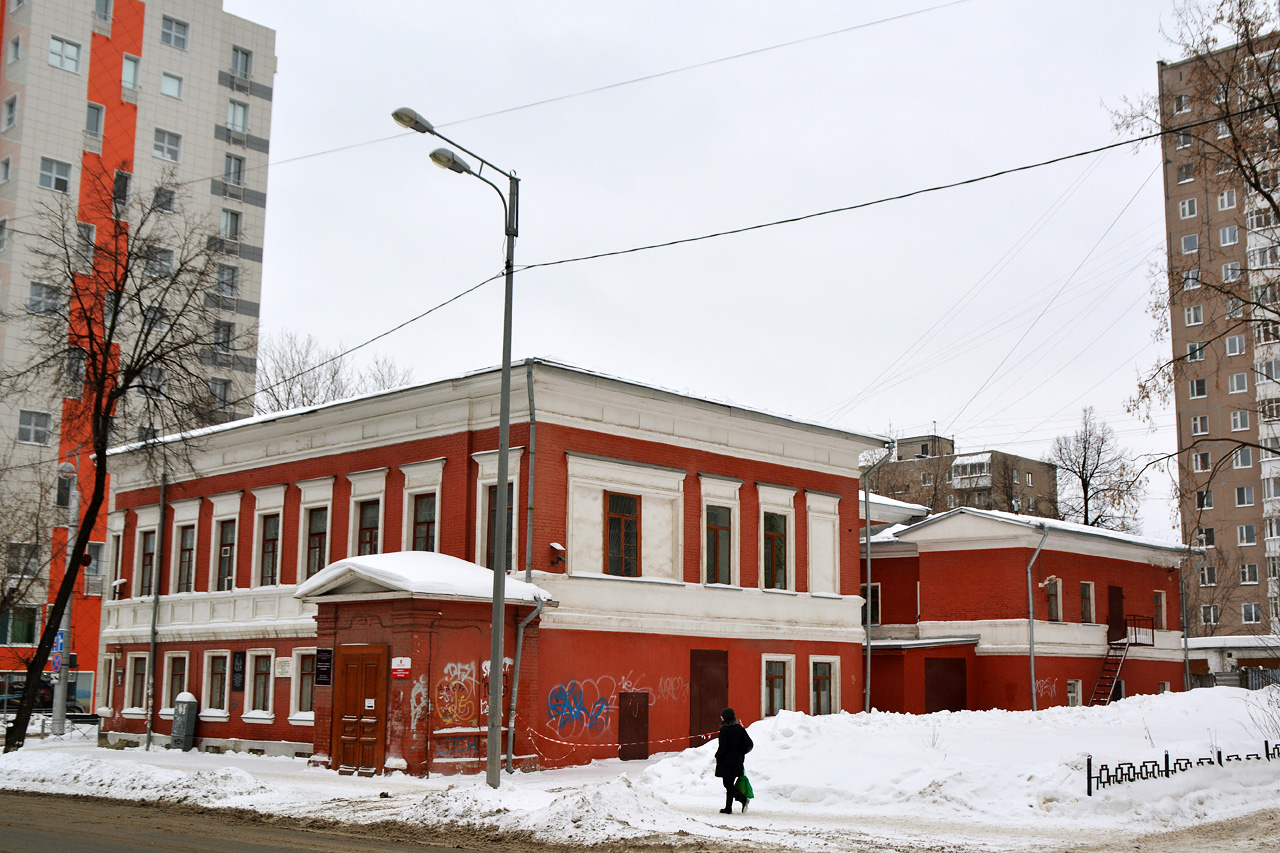 Perm, Улица Максима Горького, 37
