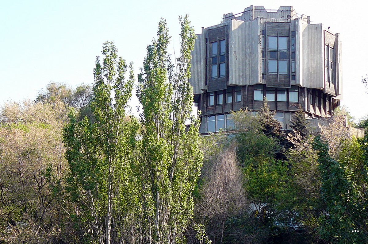 Днепр, Площадь Шевченко, 1