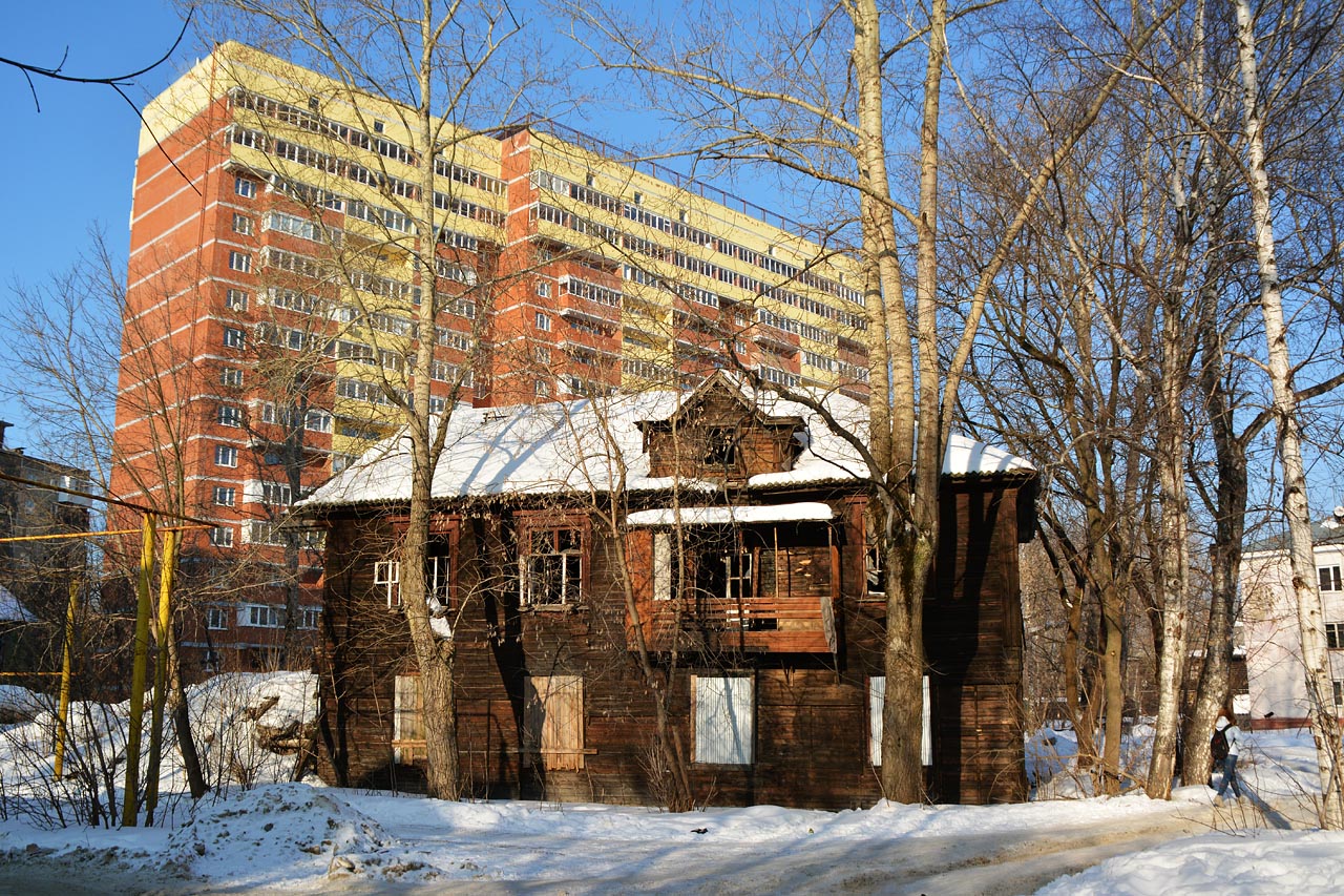 Пермь, Парковый проспект, 45Г; Каслинский переулок, 6