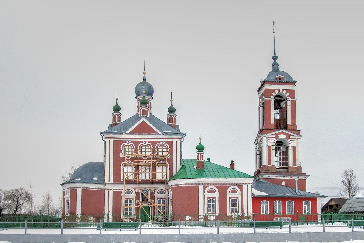 Переславль-Залесский, Левая Набережная, 165; Левая Набережная, 165*
