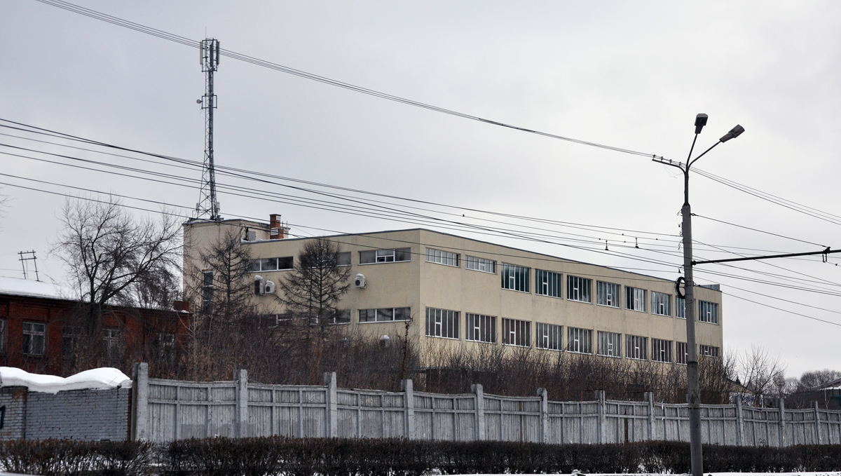 Omsk, Проспект Карла Маркса, 41/15; Проспект Карла Маркса, 41/1а