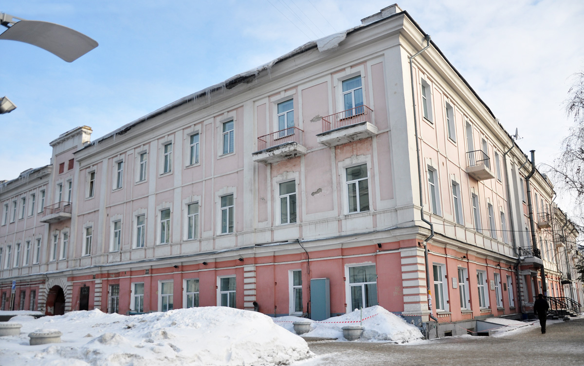 Омск, Улица Гагарина, 28