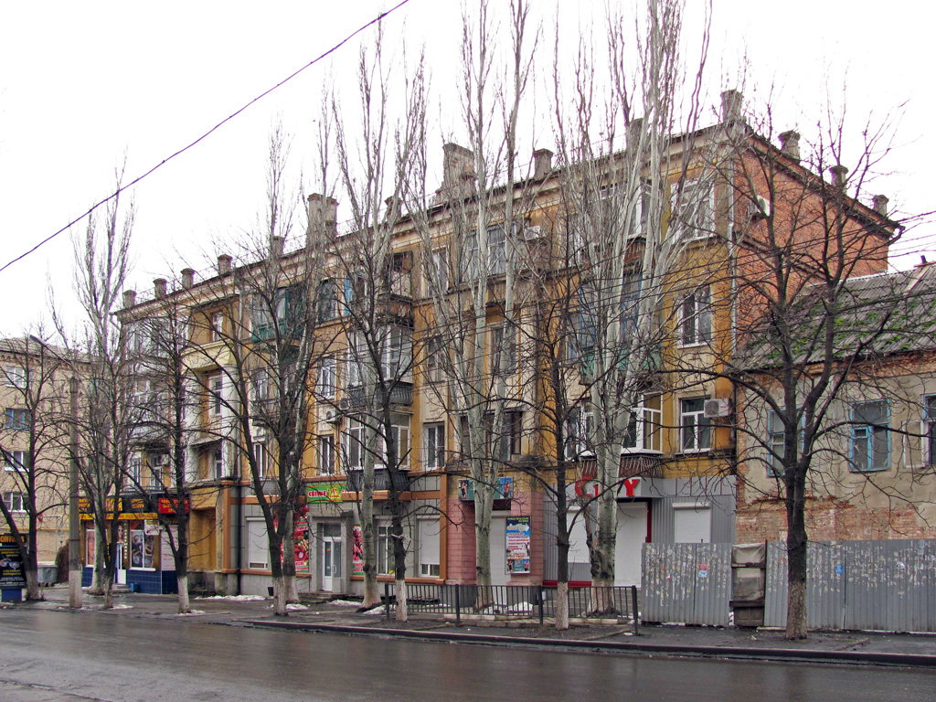 Артёмовск, Советская улица, 42