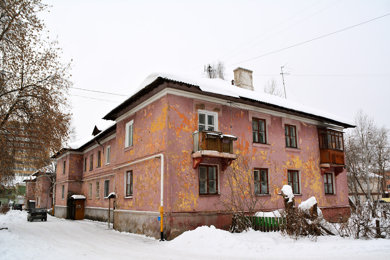 Пермь, Улица Василия Каменского, 32