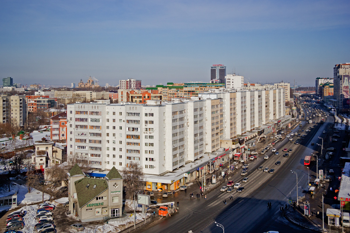 Казань, Улица Хади Атласи, 28; Улица Вишневского, 16; Улица Вишневского, 14; Улица Вишневского, 12; Улица Вишневского, 10 / Улица Лесгафта, 30